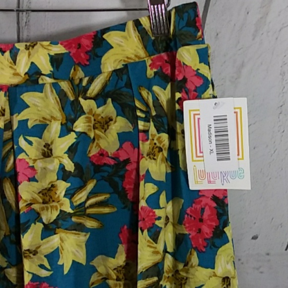 Lularoe Madison- XL New With Tags Floral - Picture 3 of 5